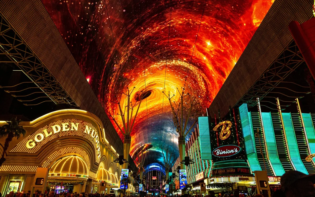 Fremont Street Las Vegas: Downtown Experience Guide