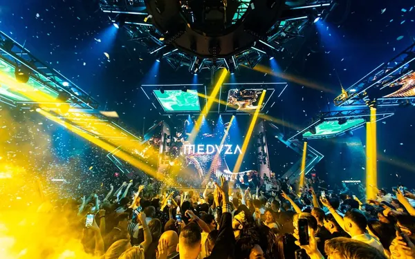 Las Vegas Nightlife: Clubs, Bars and Shows