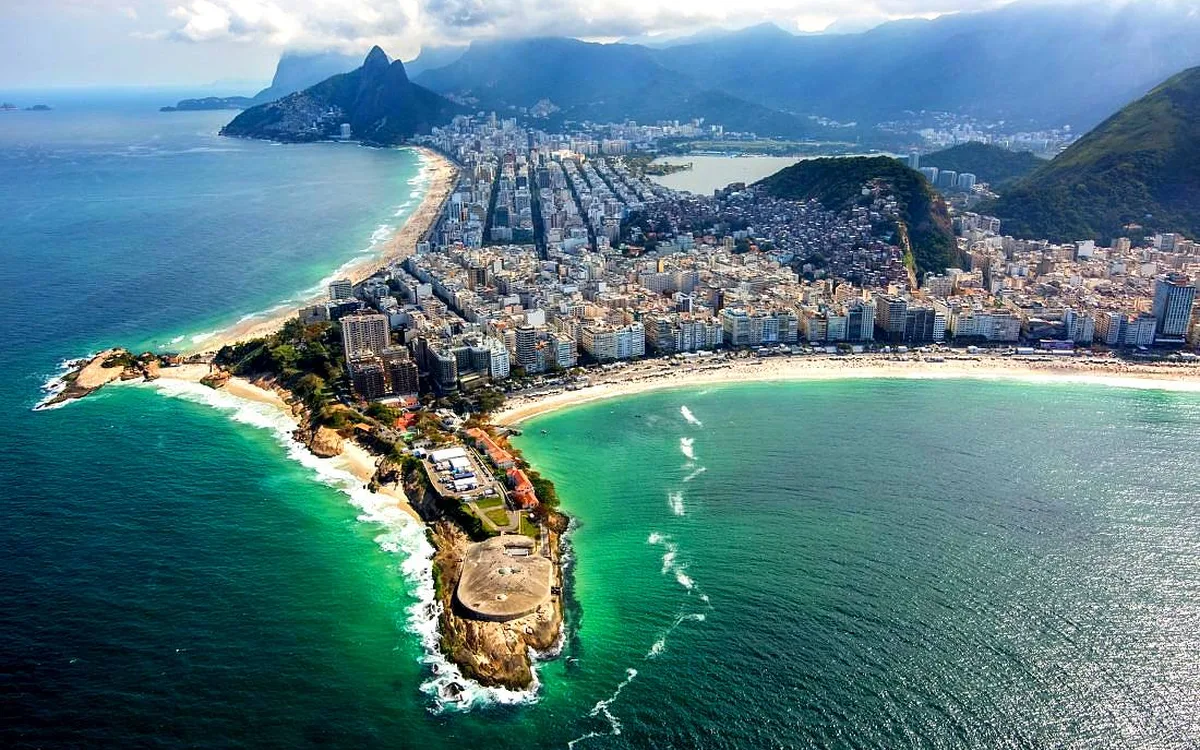 Copacabana vs Ipanema: Which Beach Defines Rio?