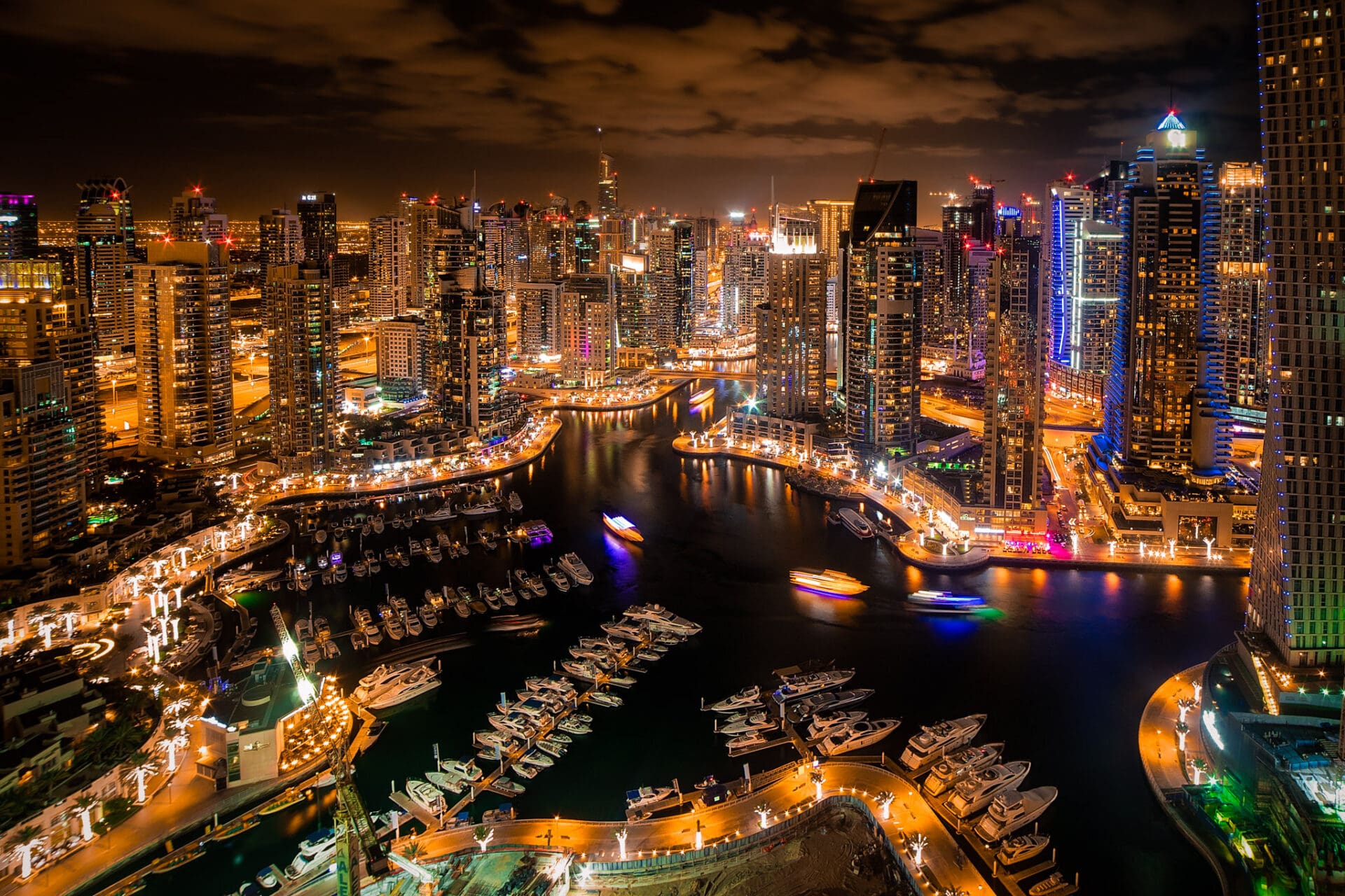 Where to Stay in Dubai: Best Areas and Luxury Hotels